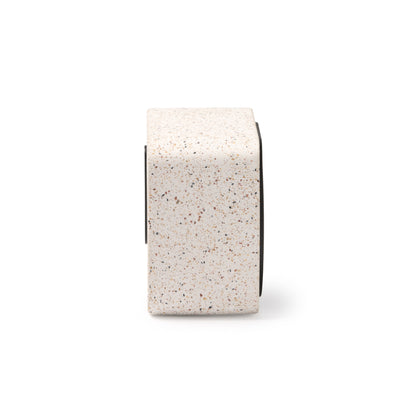 HAUT-PARLEUR SANS FIL EN TERRAZZO RECYCLÉ ET BAMBOU – MILER